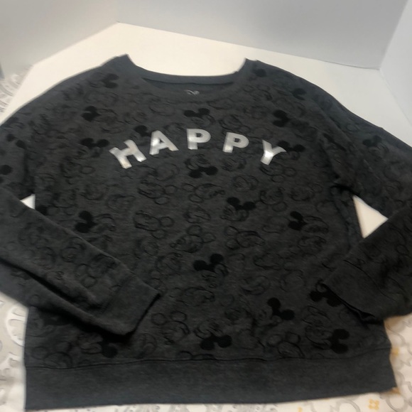 Disney Tops - Mickey Mouse Disney sweatshirt ❤️